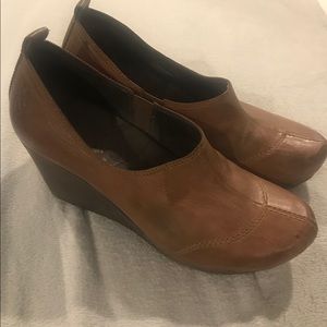 OTBT wedge shoe booties in tan leather 7.5